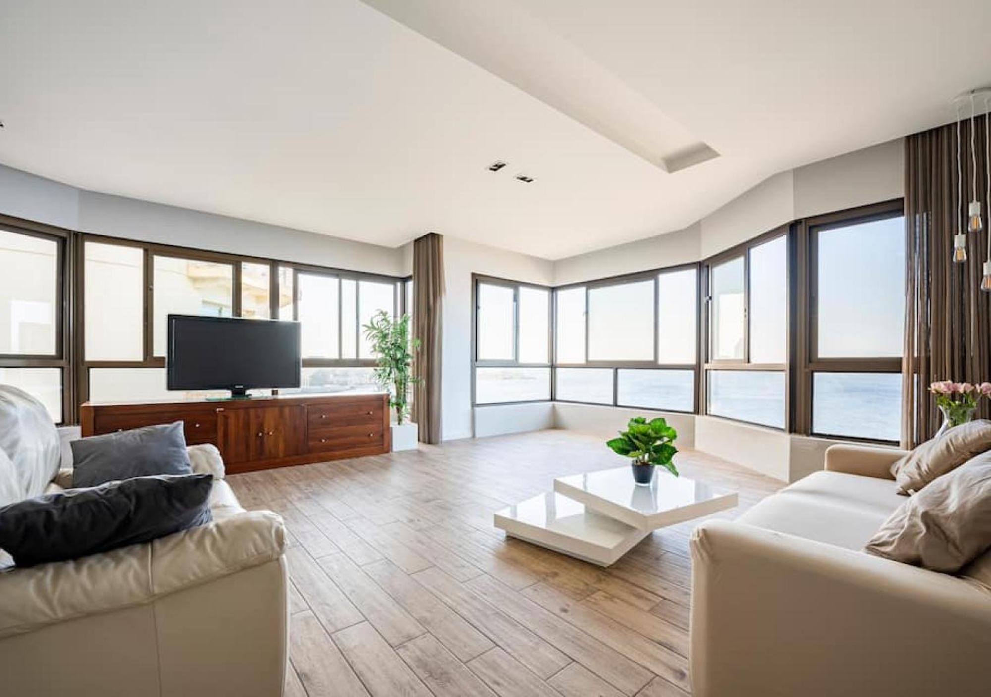 Sea View Luxury Haven Living & 3Bedrooms Seafront Sliema Esterno foto
